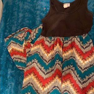 Floor-length patterned chevron maxi skirt